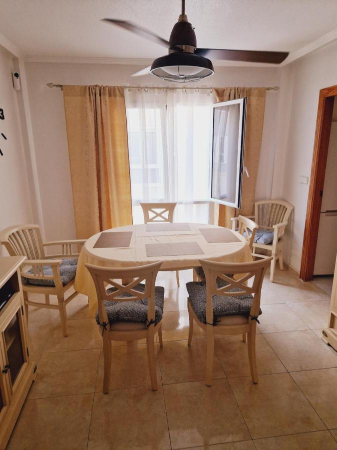 Magnifico Chalet Adosado En Torrevieja, Alicante. Buitenkant foto