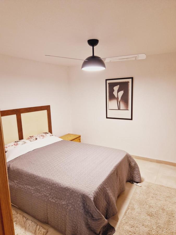 Magnifico Chalet Adosado En Torrevieja, Alicante. Buitenkant foto